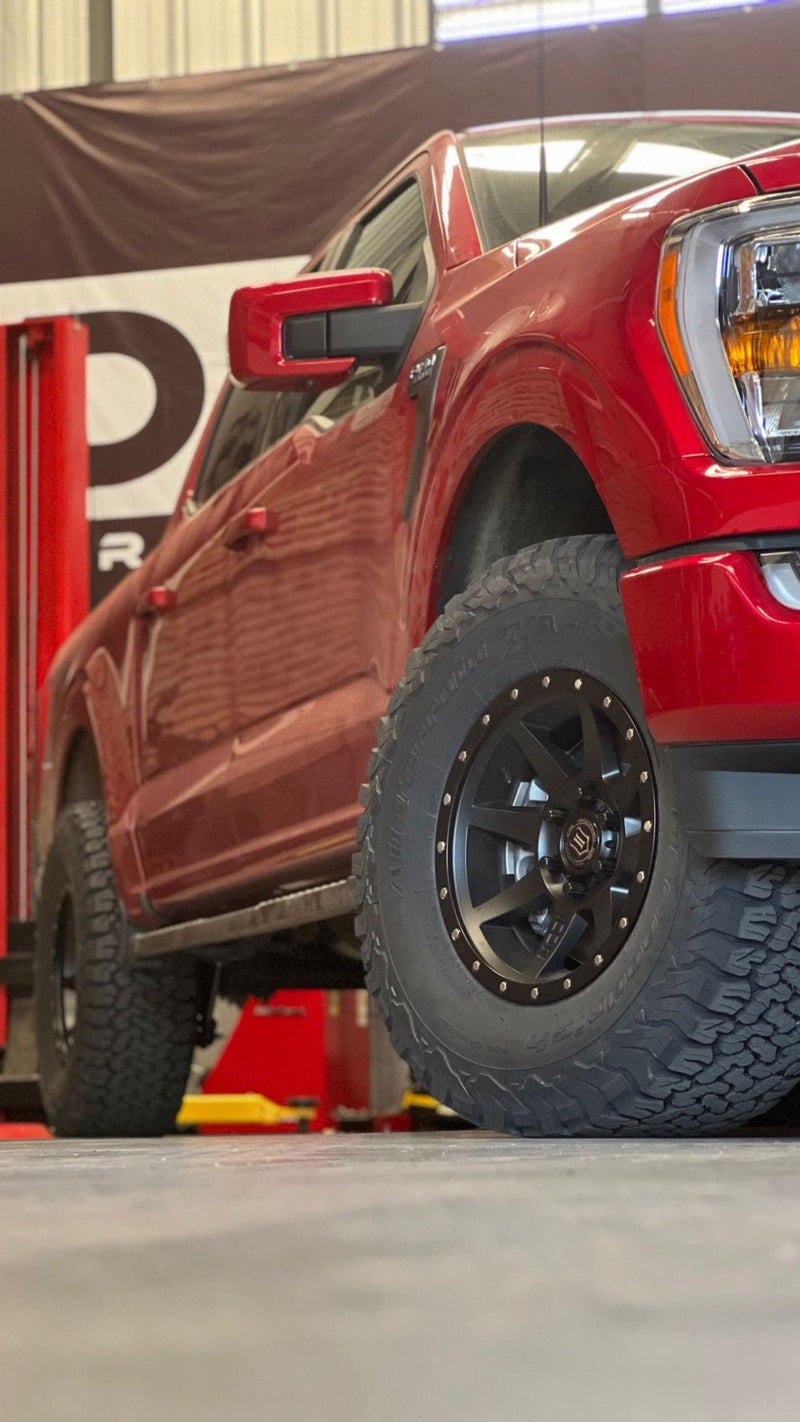 Ford F-150 2022 en el taller DAS Performance, con neumaticos BFGoodrich KO2 35x12.50 R17
