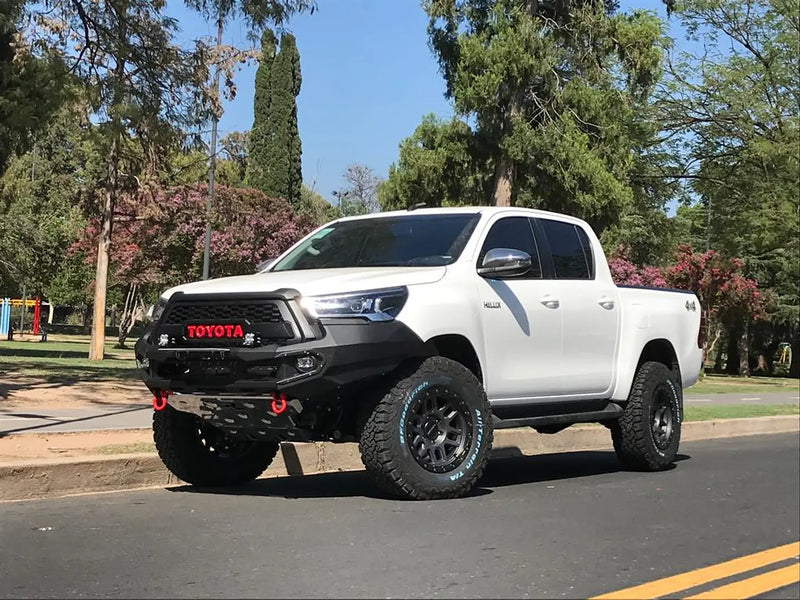 Bumper Delantero Evo 3D Toyota Hilux Revo 2021+
