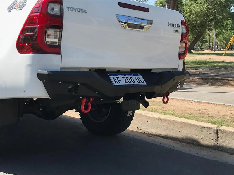 Bumper Trasero Evo 3D Toyota Hilux Revo 2016+ GR Sport c/Sensores