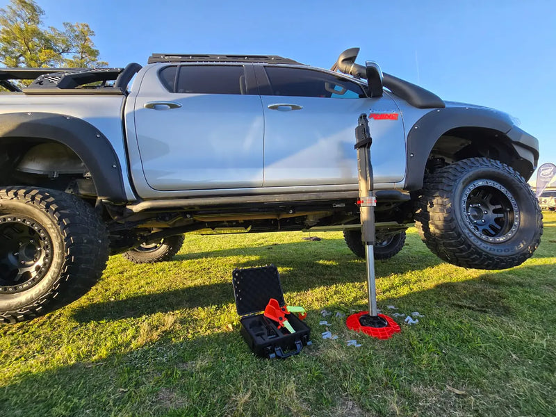 Rocksliders Toyota Hilux Revo 2016+