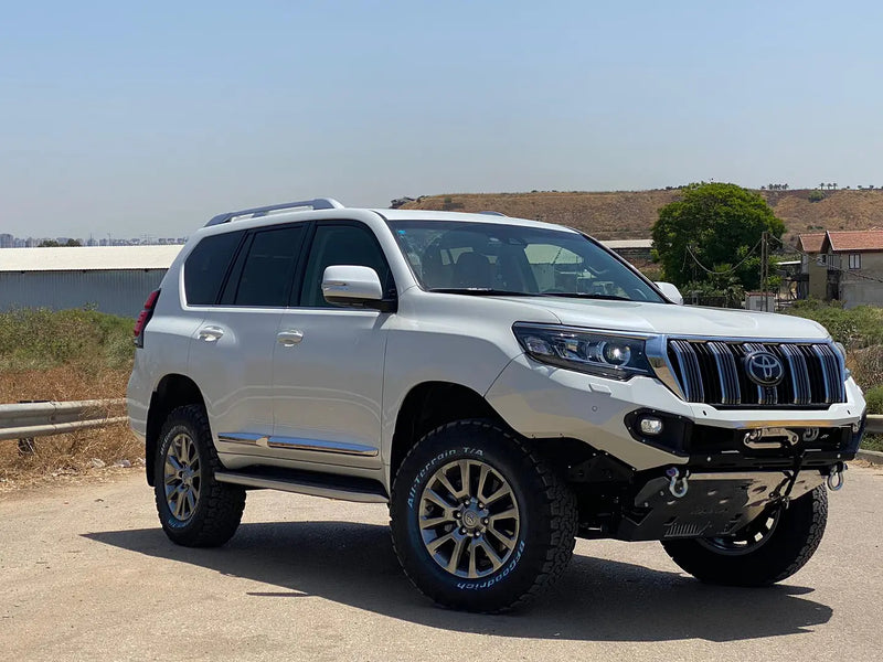 Bumper Delantero Evo 3D Toyota Land Cruiser Prado 150 Facelift 2 2018-2023 c/Sensores y Lavafaros