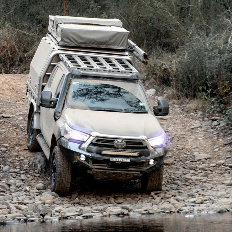Bumper Delantero Evo 3D Toyota Hilux Revo 2021+ c/Sensores y Cámara