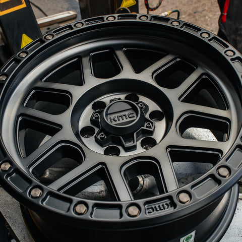 KMC KM544 17x8,5 / 6x114 / 0 / S-BLK GTCC / 4unds
