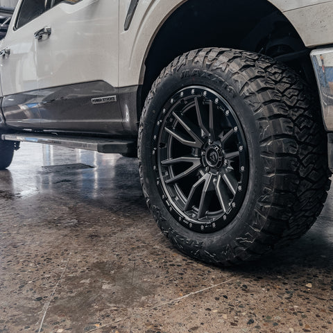 FUEL D680 REBEL 17x9 / 6x135 / -12 / M-ANTH / 4unds