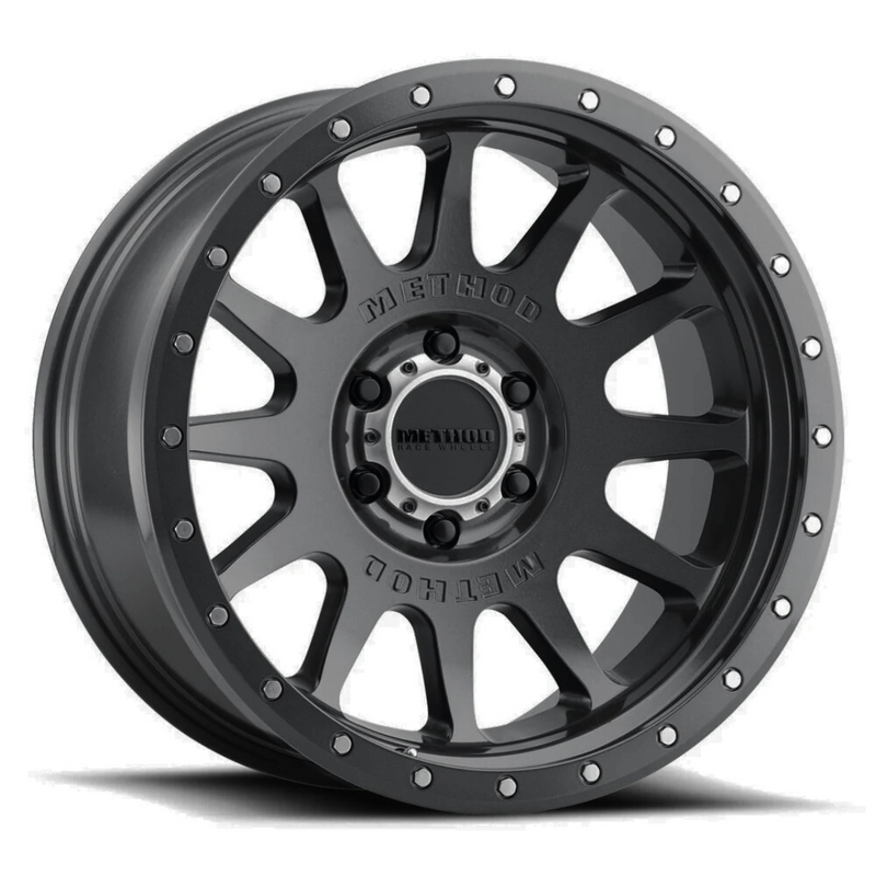Method 605 Matte Black 6x135 r20