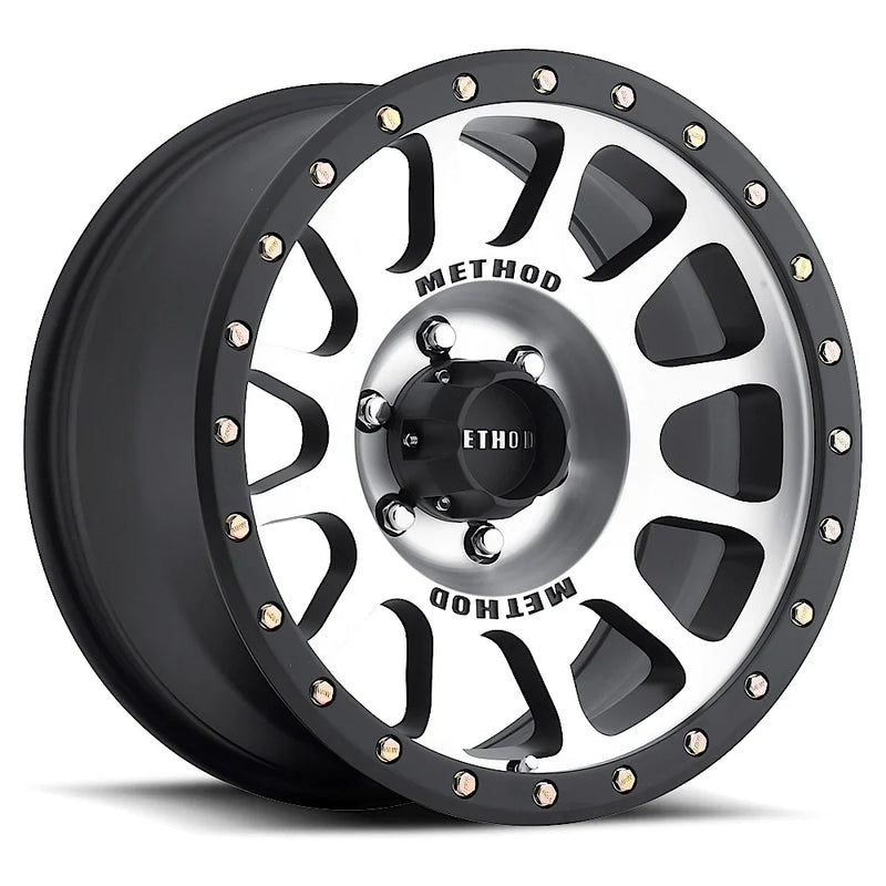 Method 305 Machined & Black Lip 6x139.7 r18