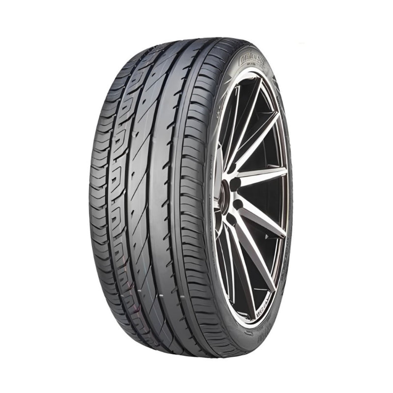 Comforser CF700 195/40R17 81W