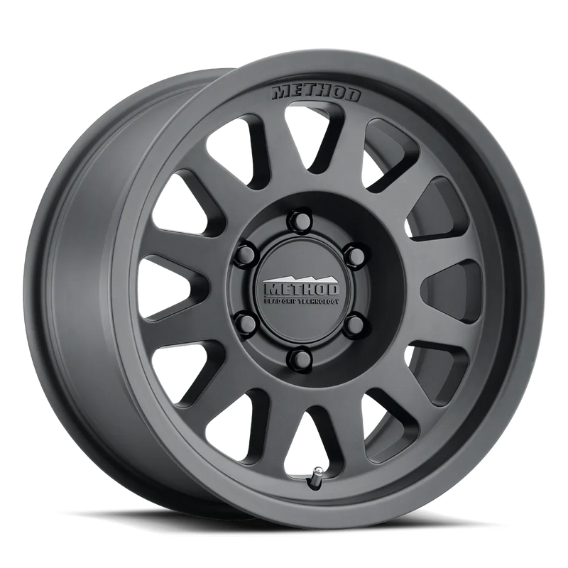Method 704 Matte Black 6x135 r17