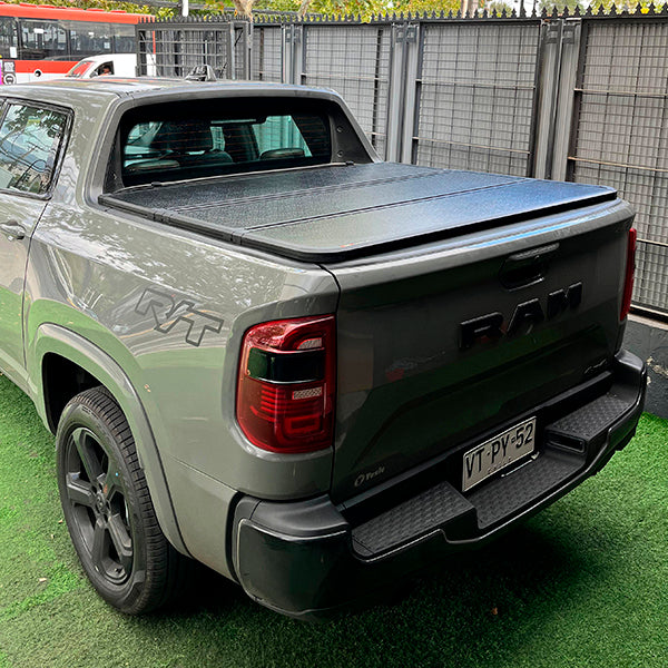 Tapa Plegable Dura BULX5 Ram Rampage CD 2024 ->