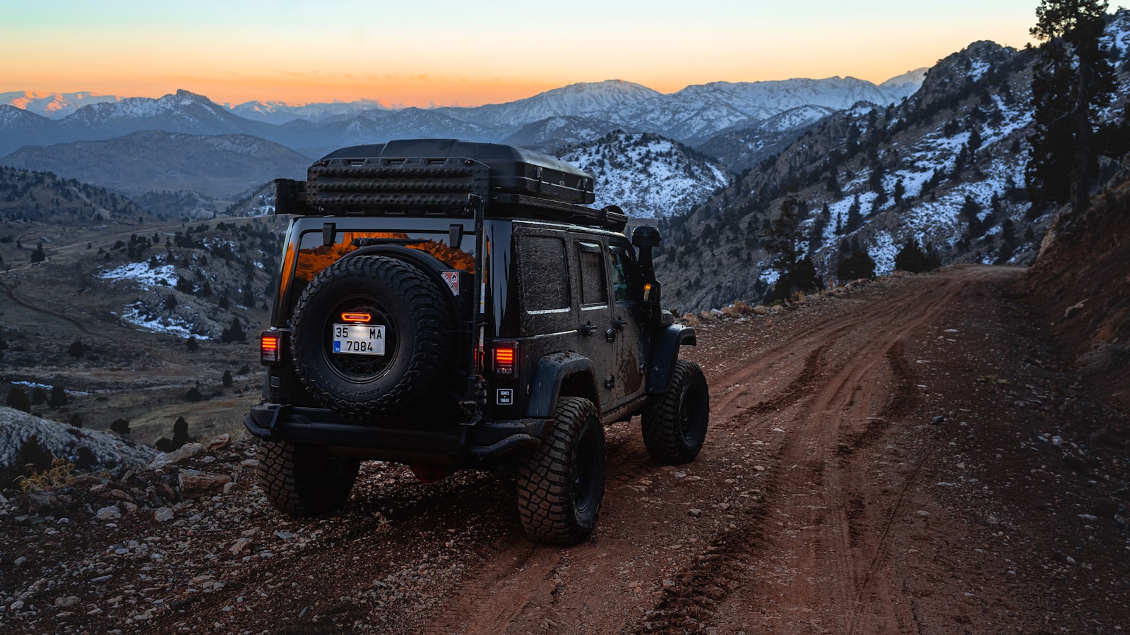 Navara Overland